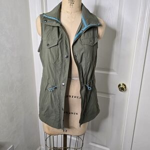 Women's olive L.L. Bean utility vest Luna adjustable waist zip and snap front S